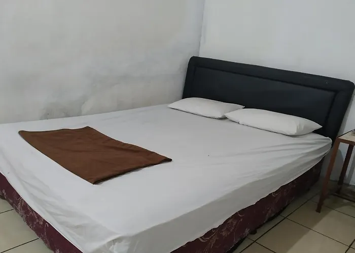 OYO 3329 Hotel Mulya Jaya