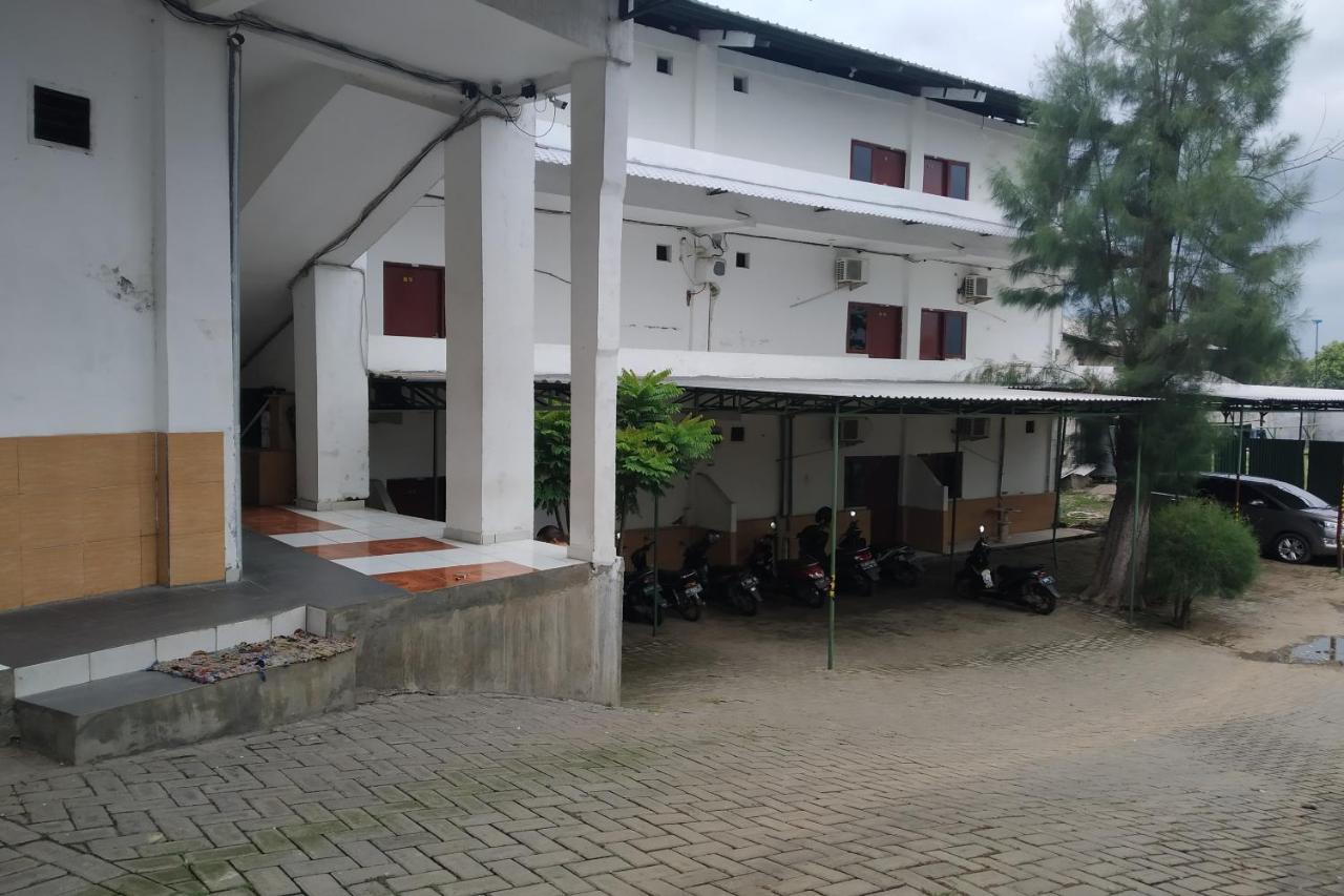 Hotel Oyo 3329 Mulya Jaya 2*